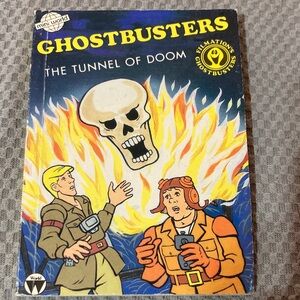 Vintage Ghostbusters Mini World Book - The Tunnel of Doom